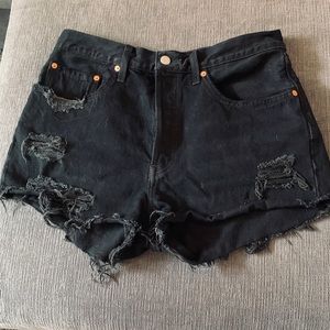 Distressed Levi 501 shorts w30